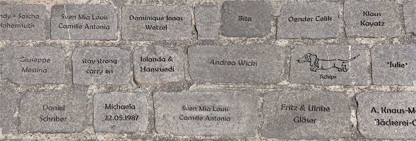 Ihr Pflasterstein!